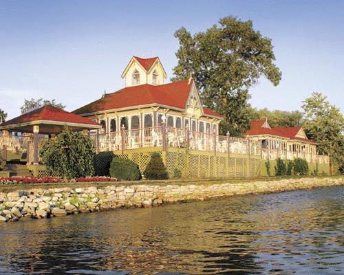 Fern Resort Orillia Eksteriør bilde