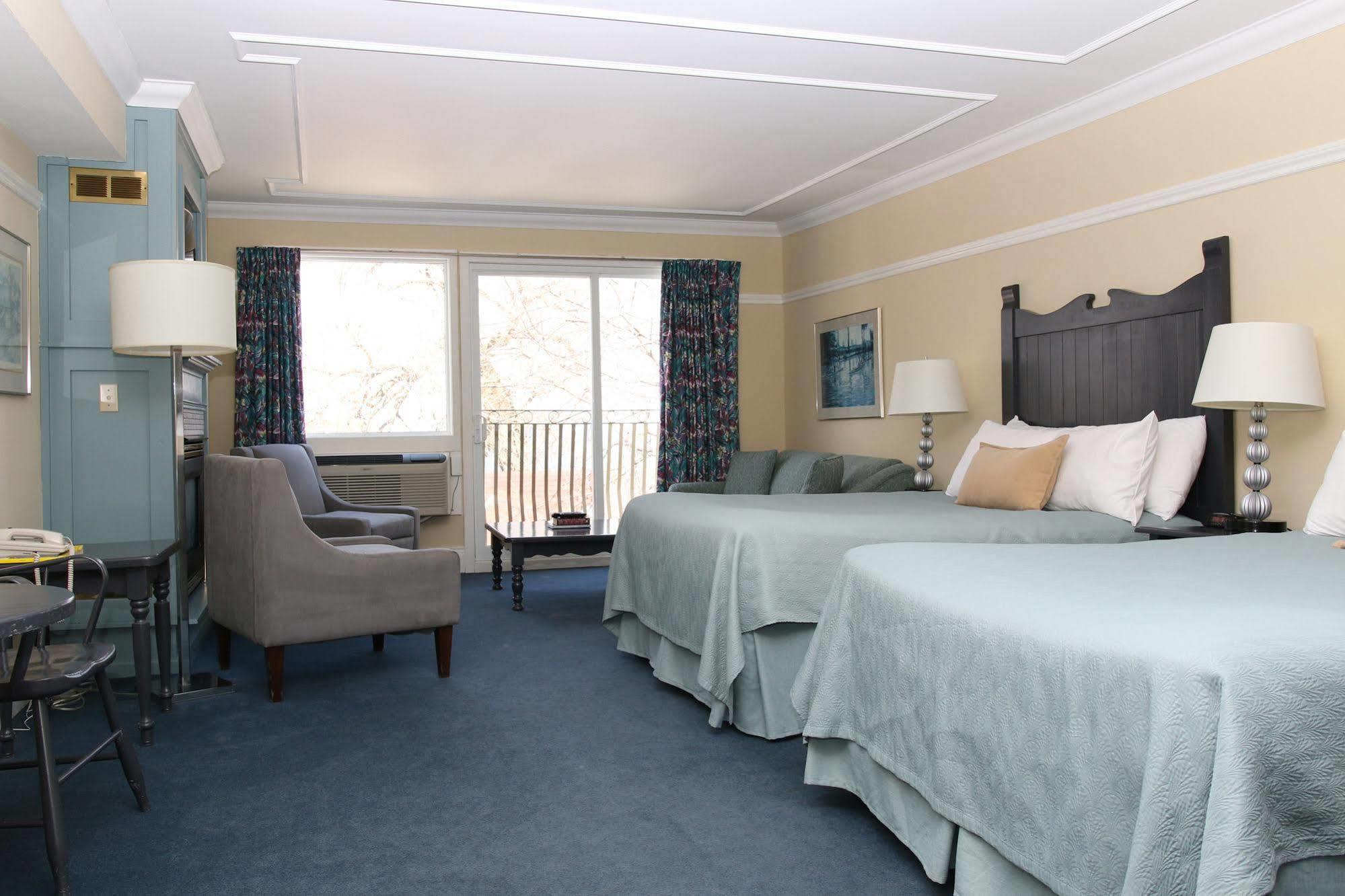 Fern Resort Orillia Eksteriør bilde