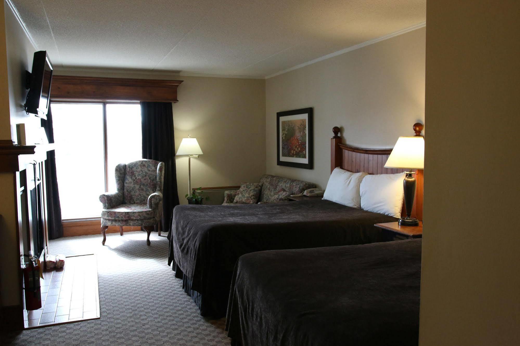 Fern Resort Orillia Eksteriør bilde